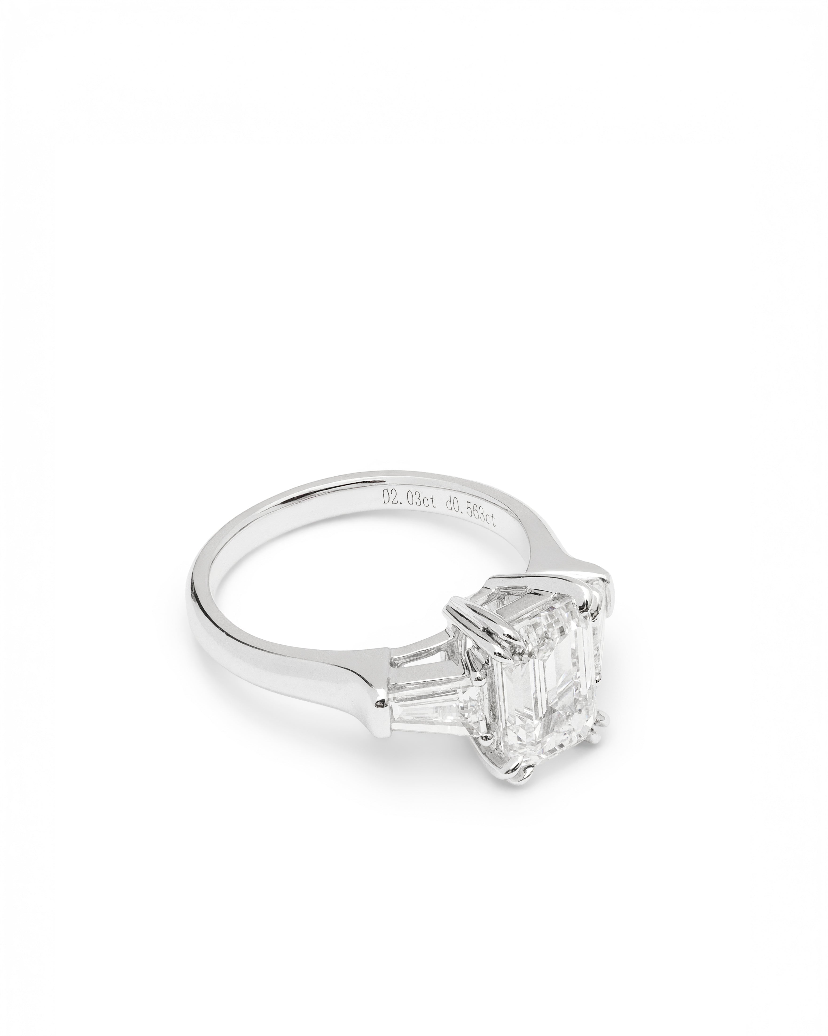 Emerald-Cut Trilogy Ring Lab-Grown Diamond in 14K Gold
