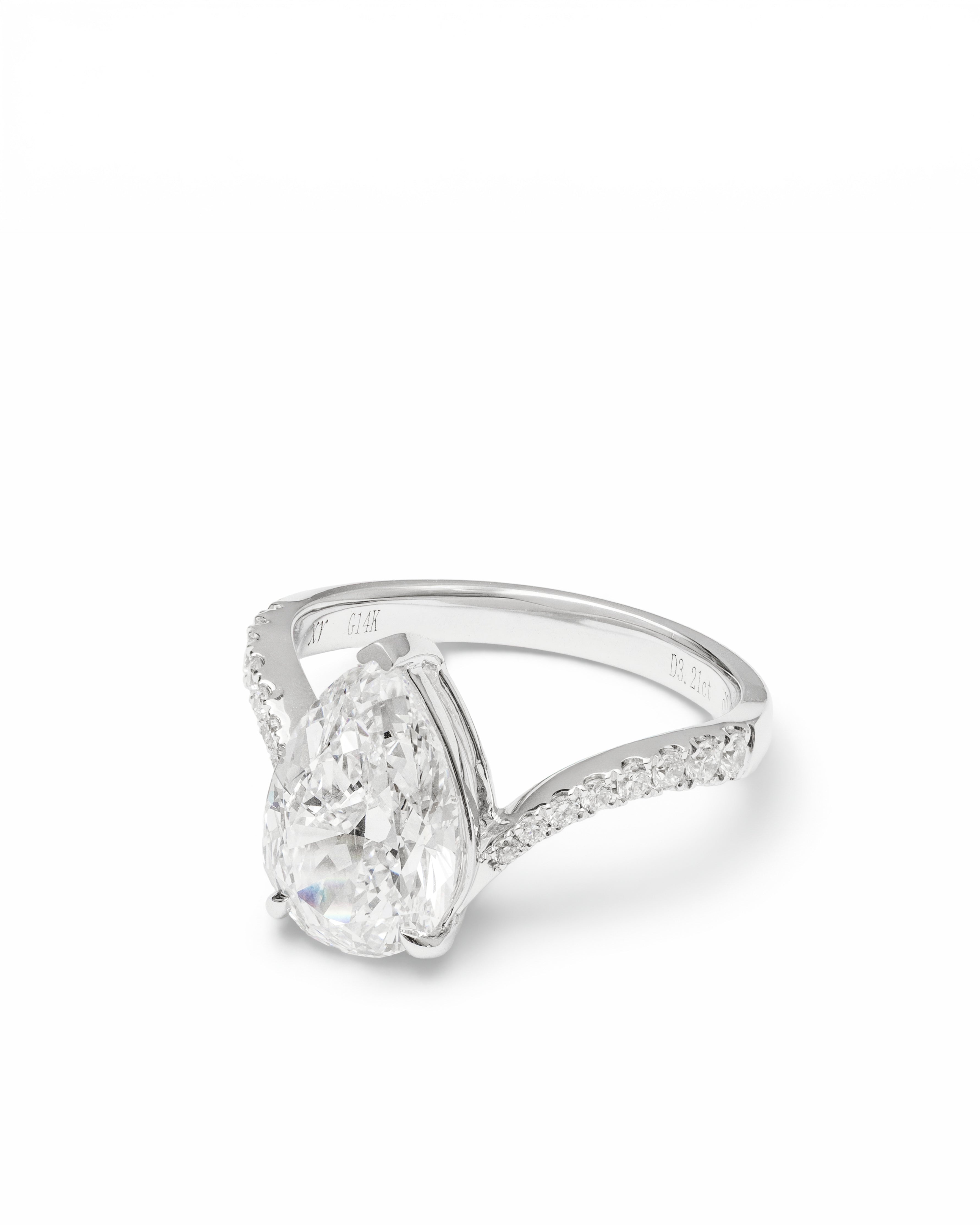 Pear-Cut Solitaire Ring Lab-Grown Diamond in 14K Gold