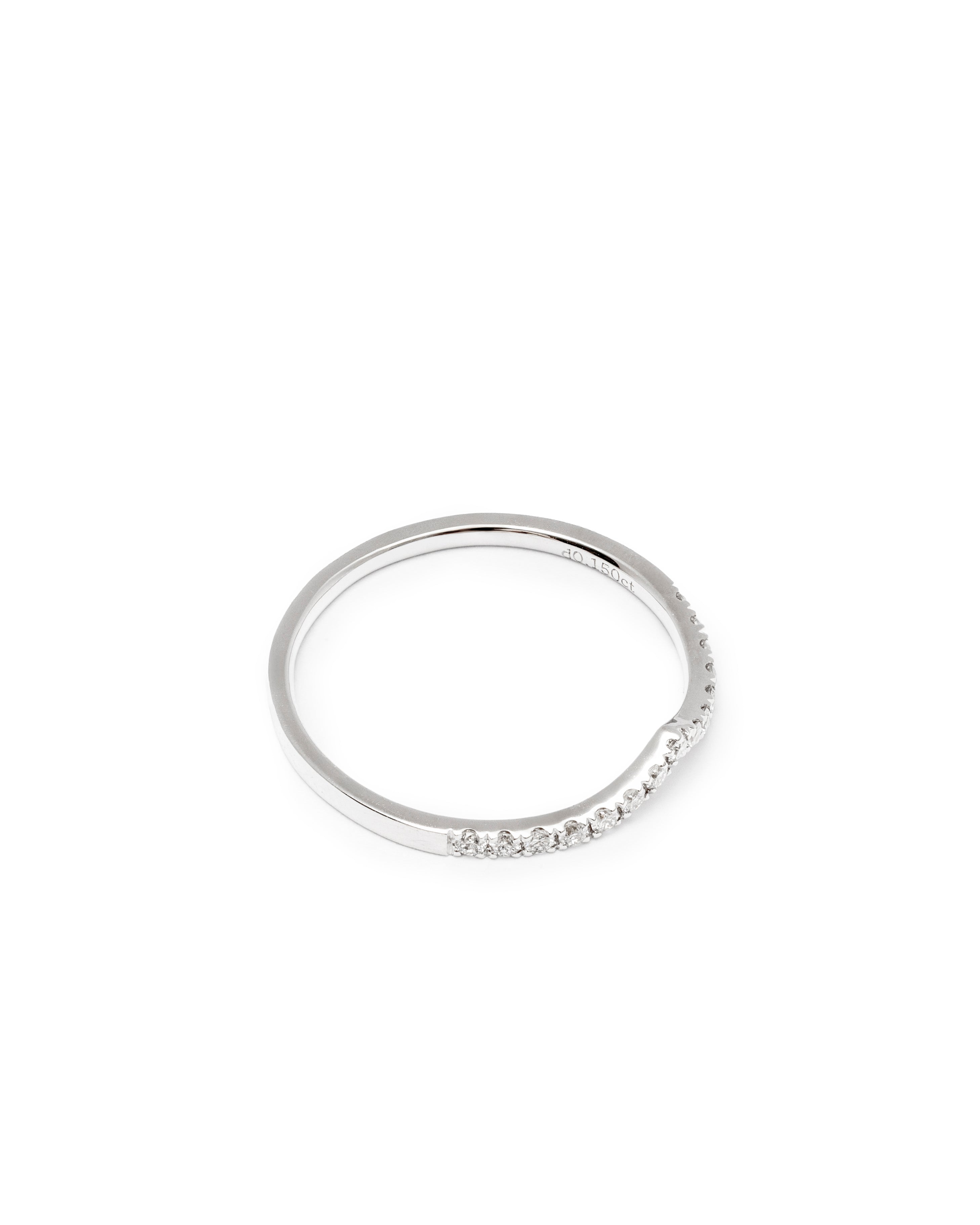 14K White Gold Diamond Heart Curve Band